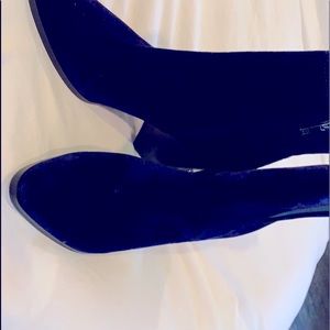 Ivanka trump size 8 navy booties